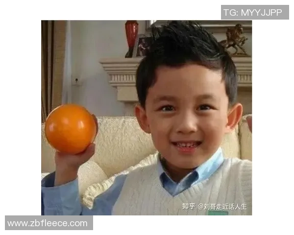 吴磊专访：从青涩少年到足球明星的成长之路回顾